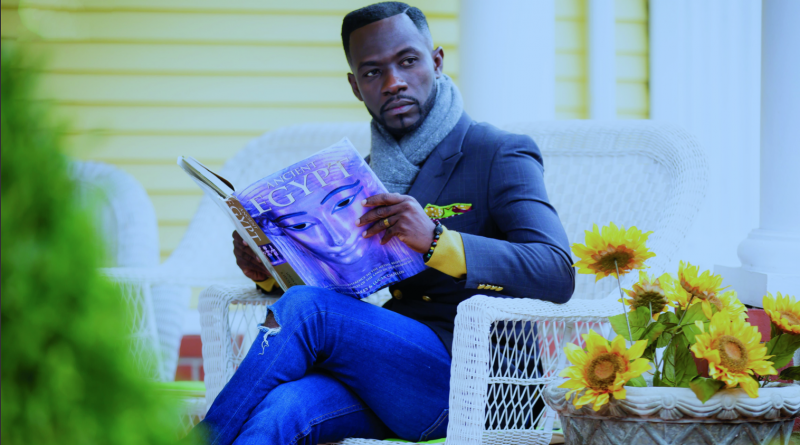 Okyeame Kwame Heads For US Book And Brands Tour